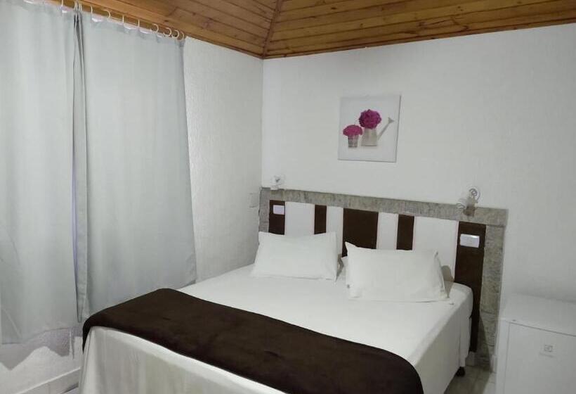 Quarto Triplo Comfort, Recanto Das Pedras