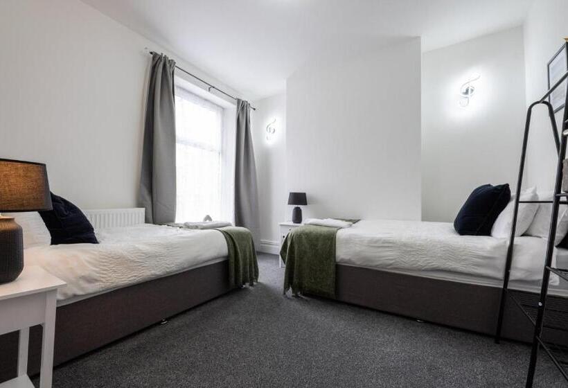 خانه 1 خوابه, Smart Tv | Wifi | Free Parking