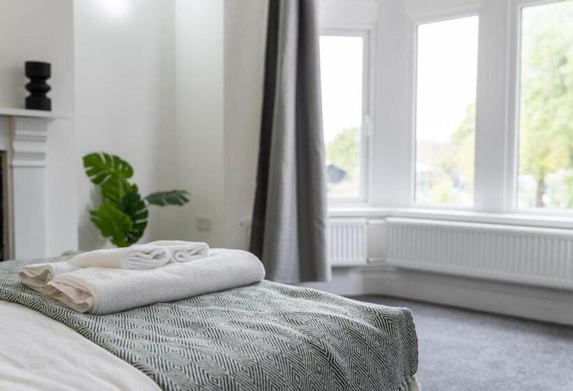 خانه 1 خوابه, Smart Tv | Wifi | Free Parking