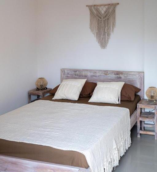 חדר סטנדרט חדר אמבטיה משותף, Surf Bali Villa