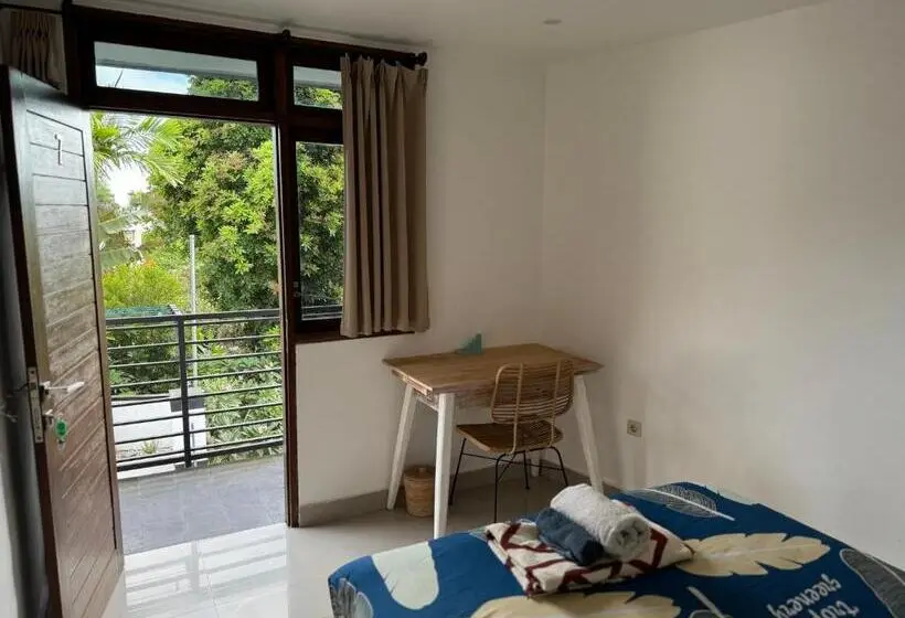 バルコニー付きスタンダードルーム, Surf Bali Villa