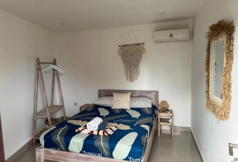 バルコニー付きスタンダードルーム, Surf Bali Villa