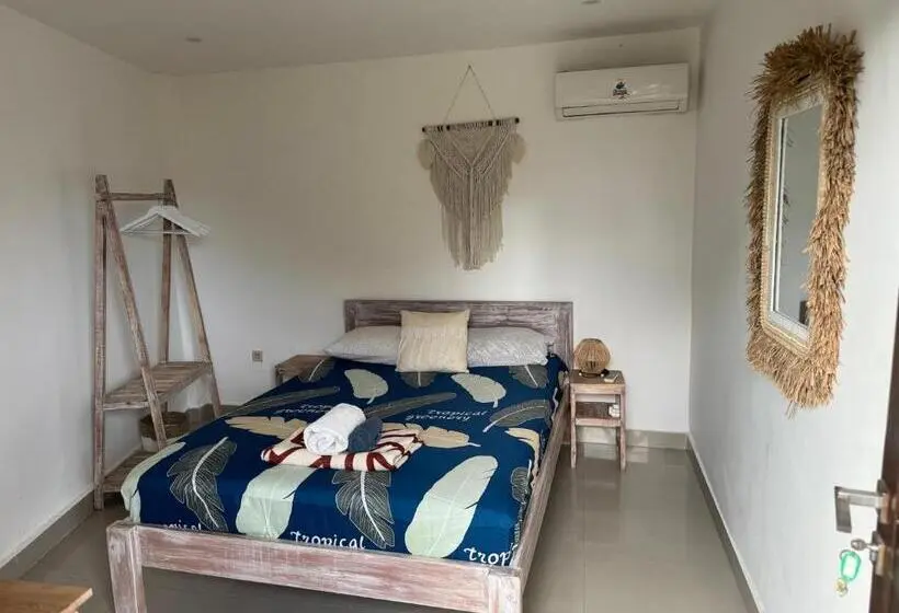 バルコニー付きスタンダードルーム, Surf Bali Villa