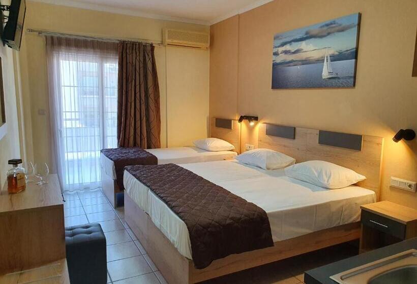 Трехместный Номер Deluxe, Calypso Beach