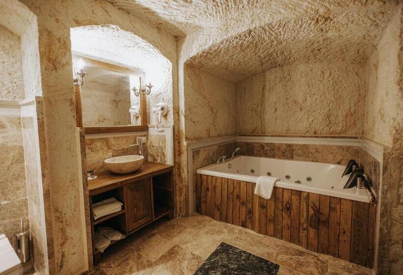 디럭스 스위트 킹 침대, Lagania In Cave