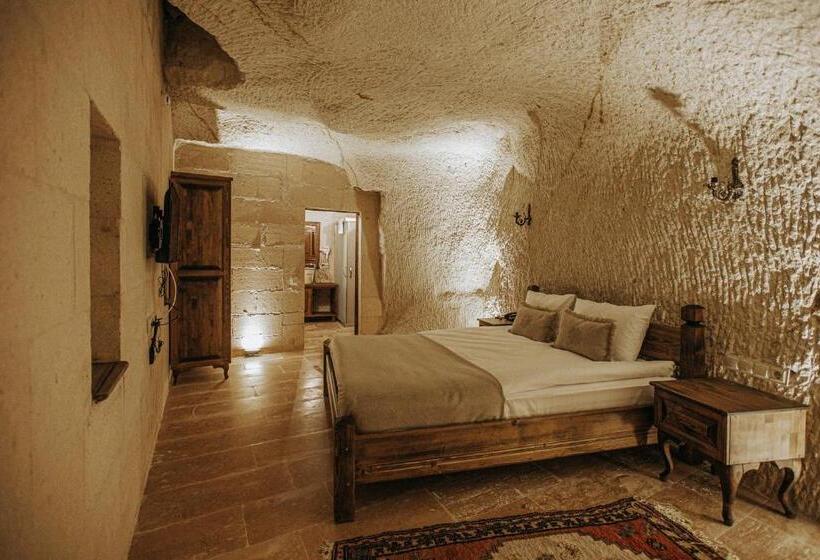 스탠다드 룸 킹사이즈 침대, Lagania In Cave