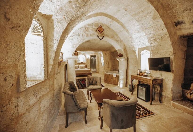 스탠다드 룸 킹사이즈 침대, Lagania In Cave