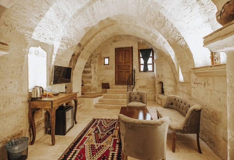 스탠다드 룸 킹사이즈 침대, Lagania In Cave