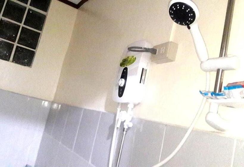 家庭工作室, Gaeas Apartments