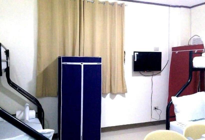 家庭工作室, Gaeas Apartments