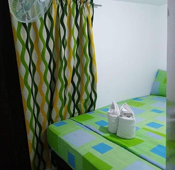 4인용 스탠다드 룸, Gaeas Apartments