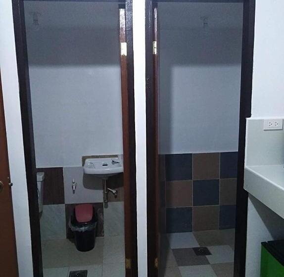 四人标准间, Gaeas Apartments