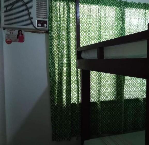 带1个卧室的带阳台的公寓, Gaeas Apartments