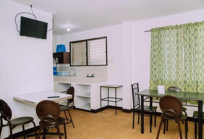 침실 3개 아파트, Gaeas Apartments