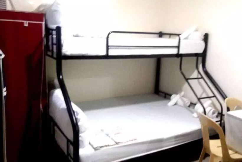 ファミリーステューディオ, Gaeas Apartments
