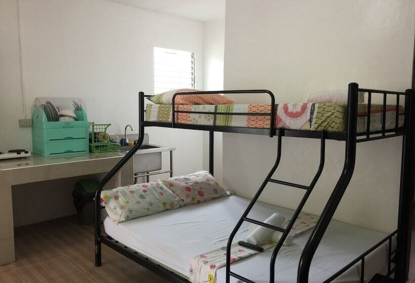 家庭工作室, Gaeas Apartments