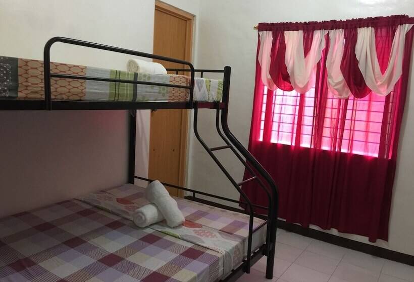 家庭工作室, Gaeas Apartments