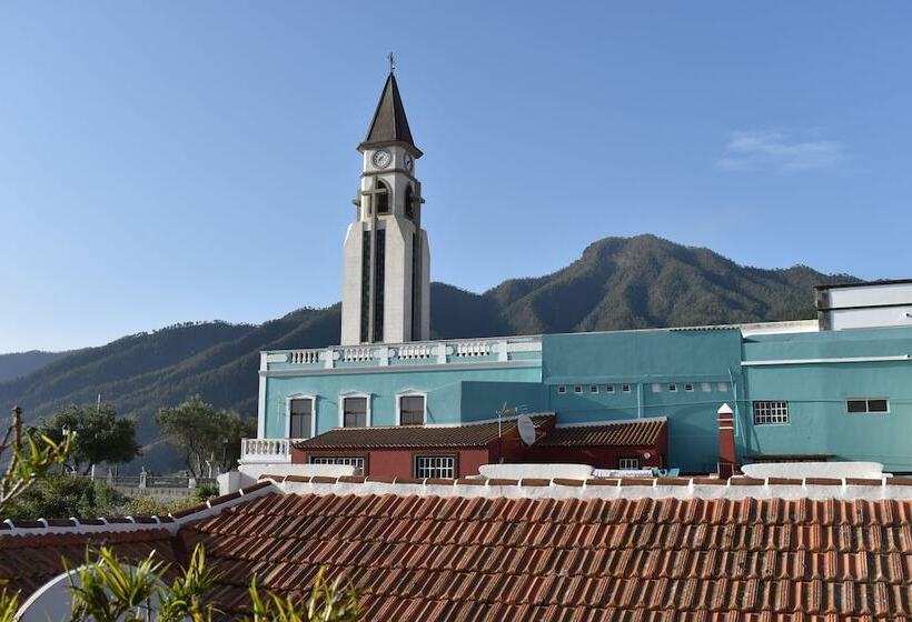 تختخواب در اتاق مشترک, Hostel Albergue La Casa Encantada