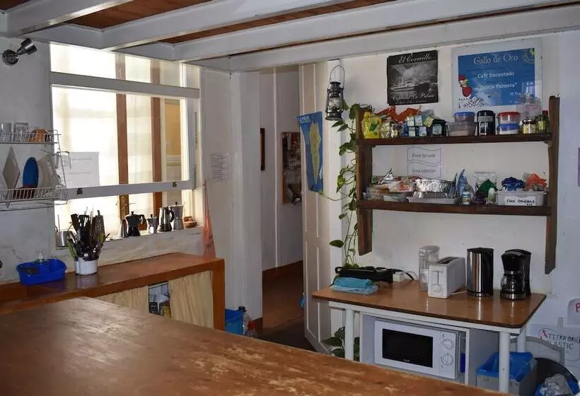 اتاق استاندارد, Hostel Albergue La Casa Encantada