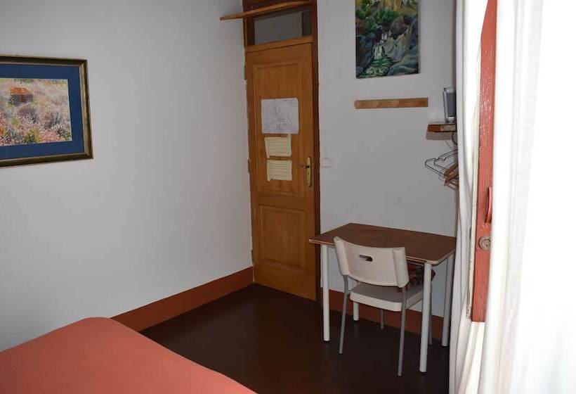 اتاق استاندارد, Hostel Albergue La Casa Encantada