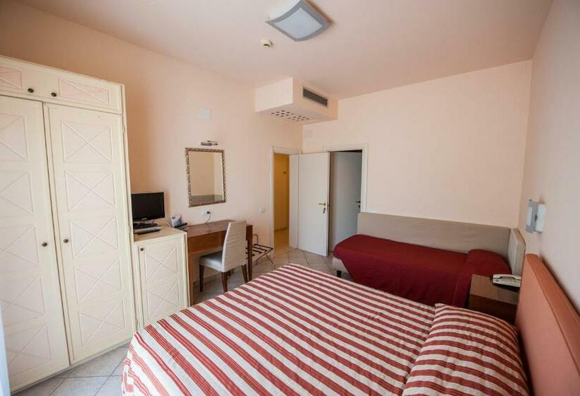 高级三人间, Alba