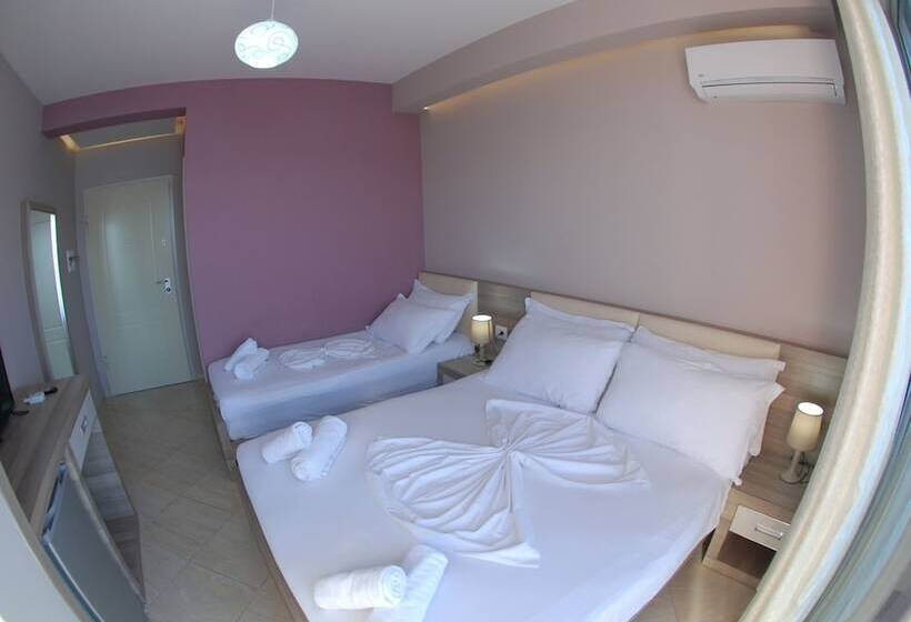 חדר דלוקס לשלושה עם נו לים, Divers