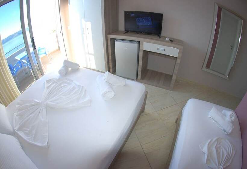 חדר דלוקס לשלושה עם נו לים, Divers