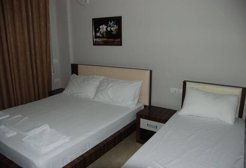 חדר סטנדרט לשלושה, Divers