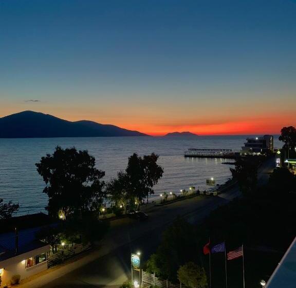 חדר סטנדרט לארבעה נוף לים, Divers