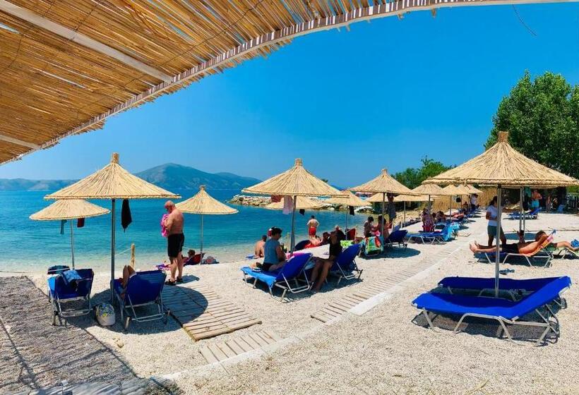 סוויטת 2 חדרי שינה, Divers