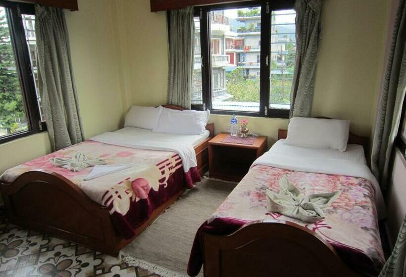 اتاق استاندارد با چشمانداز کوهستان, New Annapurna Guest House