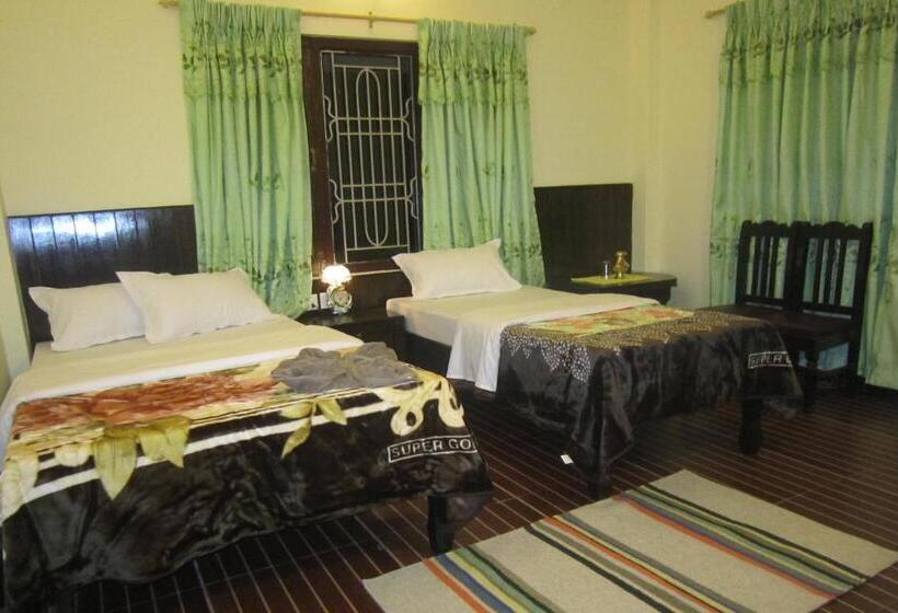 اتاق لوکس با چشمانداز, New Annapurna Guest House