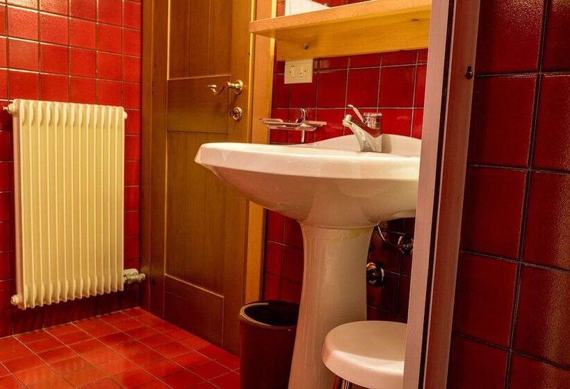 标准工作室, Residence Des Alpes