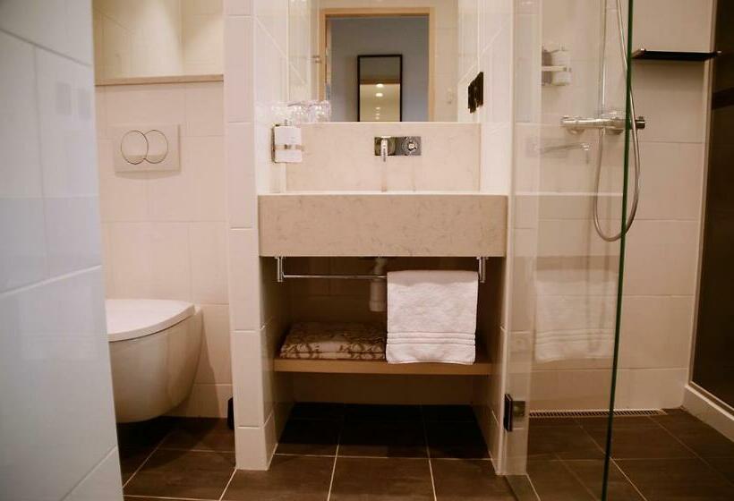 스탠다드 룸, Marholmen