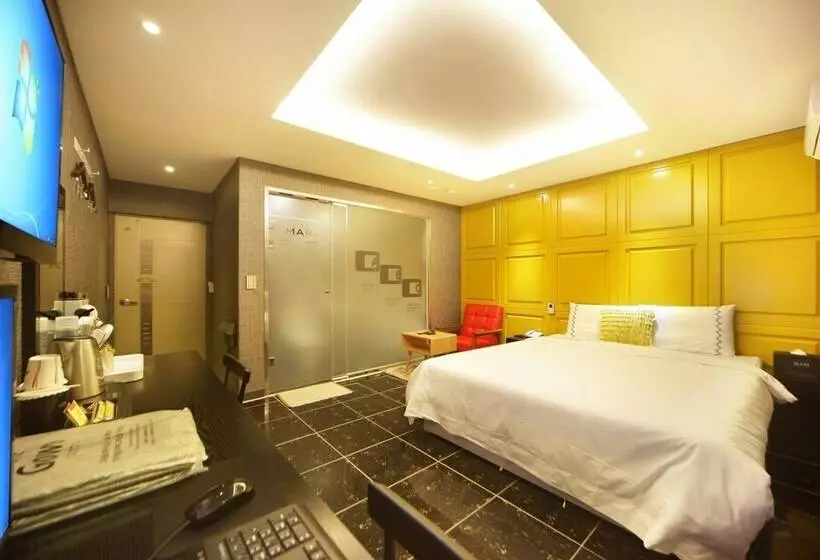 Chambre Standard, Gurye Mari