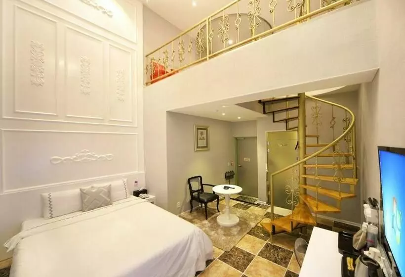 Chambre Standard, Gurye Mari