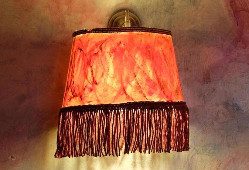 חדר קלאסי, Oasi Galbusera Bianca