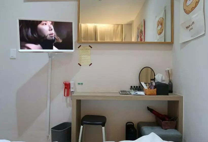 スタンダードルーム, Andong Poonggyung Hostel N Library
