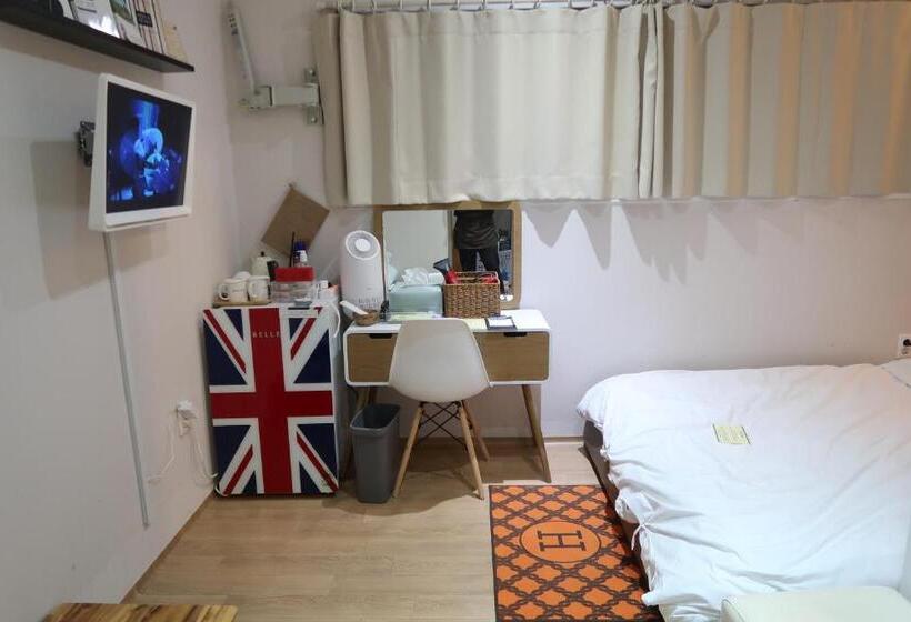 スーペリアールーム, Andong Poonggyung Hostel N Library