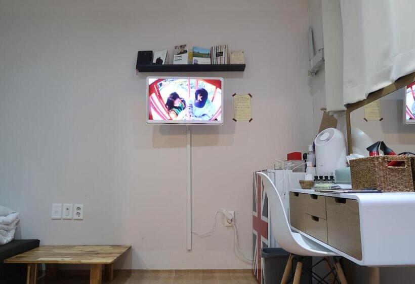 Номер Superior, Andong Poonggyung Hostel N Library