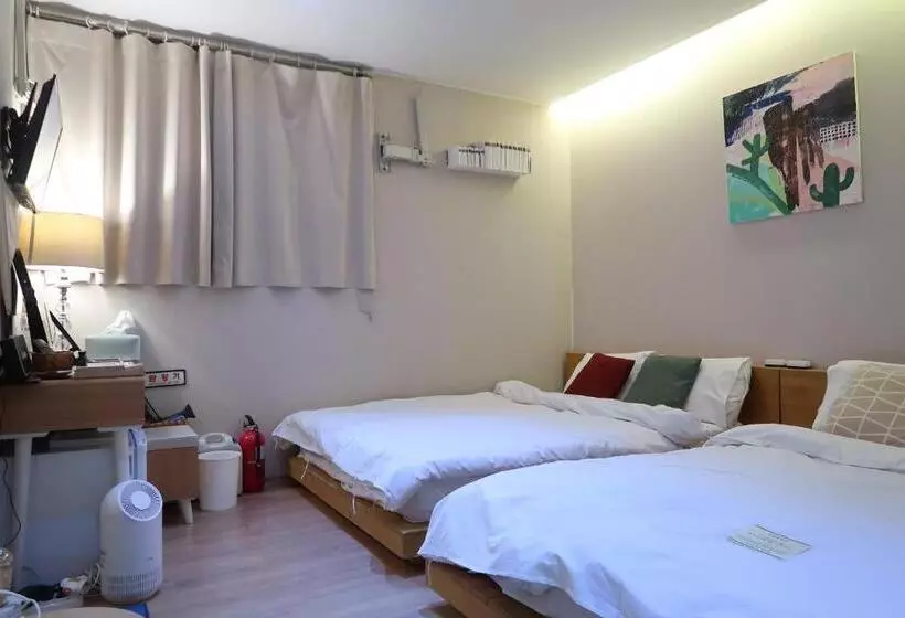 ファミリールーム, Andong Poonggyung Hostel N Library