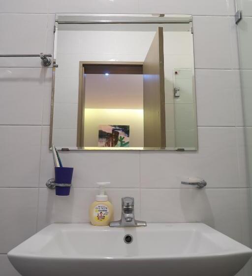 ファミリールーム, Andong Poonggyung Hostel N Library