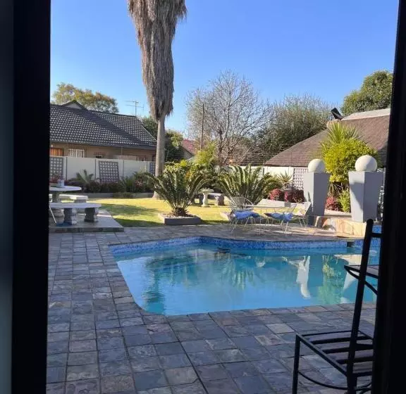 スタンダードルーム, 2 Op Terblanche Guesthouse
