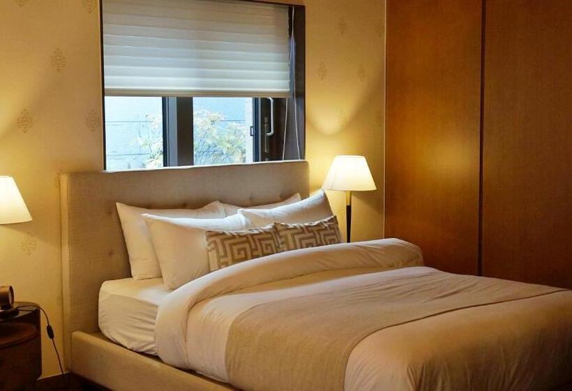 اتاق لوکس, Bonum 1957 Hanok And Boutique