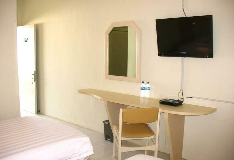 غرفة قياسية, Cengkareng Transit