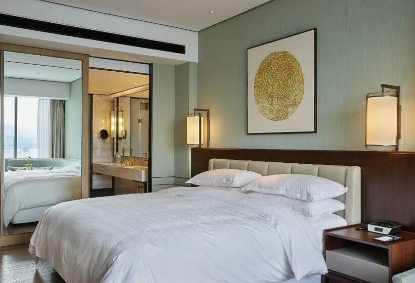 带大床的经典房间, Sheraton Grand Hangzhou Binjiang