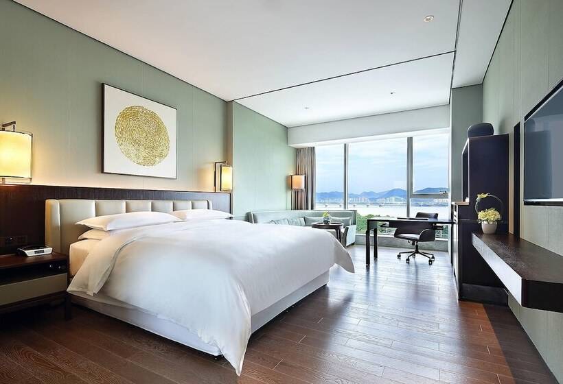 俱乐部房间, Sheraton Grand Hangzhou Binjiang
