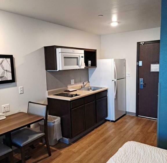 Номер Стандарт 2 Двуспальные Кровати, Woodspring Suites Fargo North Near Ndsu