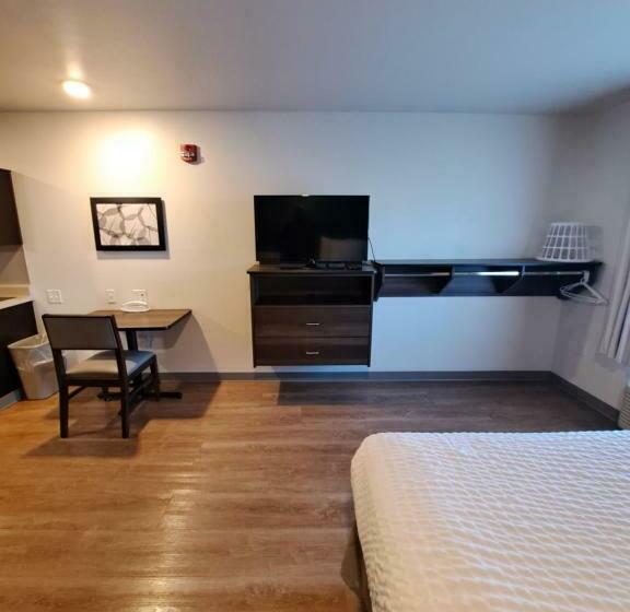 适合残疾人使用的标准间, Woodspring Suites Fargo North Near Ndsu