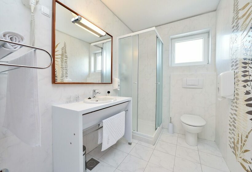 스탠다드 룸, Zadar